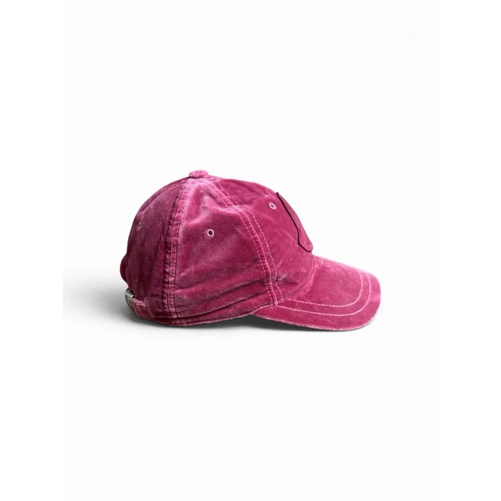 Moncler hat good